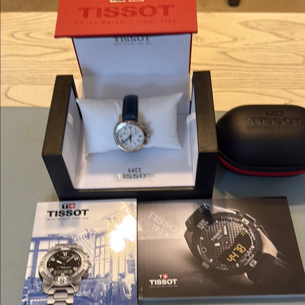 Tissot Women’s Stainless Steel 35mm Watch